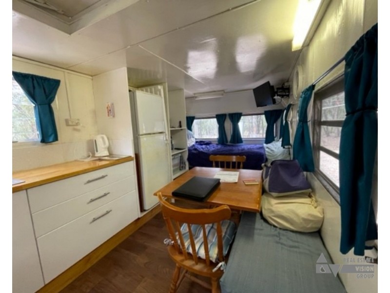 MC 71722 & 71025 BedFord Hill, Rubyvale QLD 4702