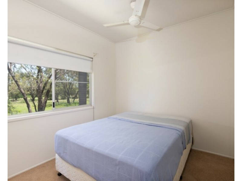 6 Pryor Pl, Emerald QLD 4720