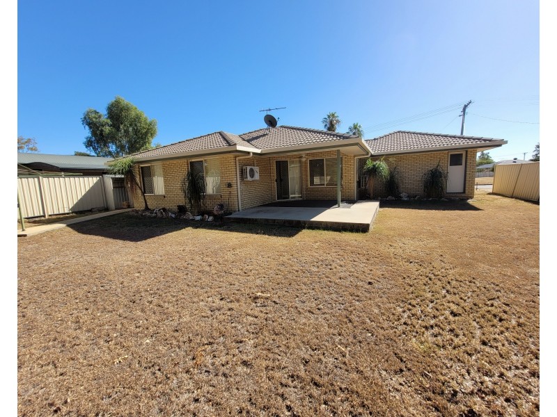 5 Oliffe Street, Blackwater QLD 4717