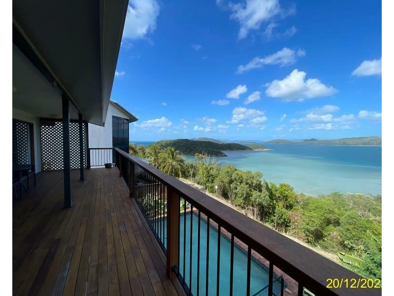 4 Neerim Cres, Shute Harbour QLD 4802