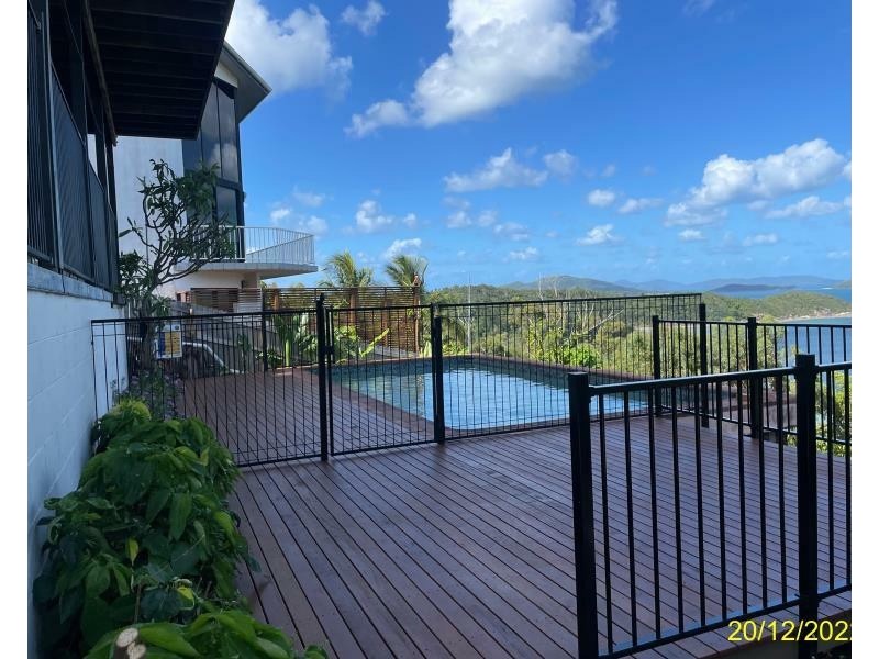 4 Neerim Cres, Shute Harbour QLD 4802