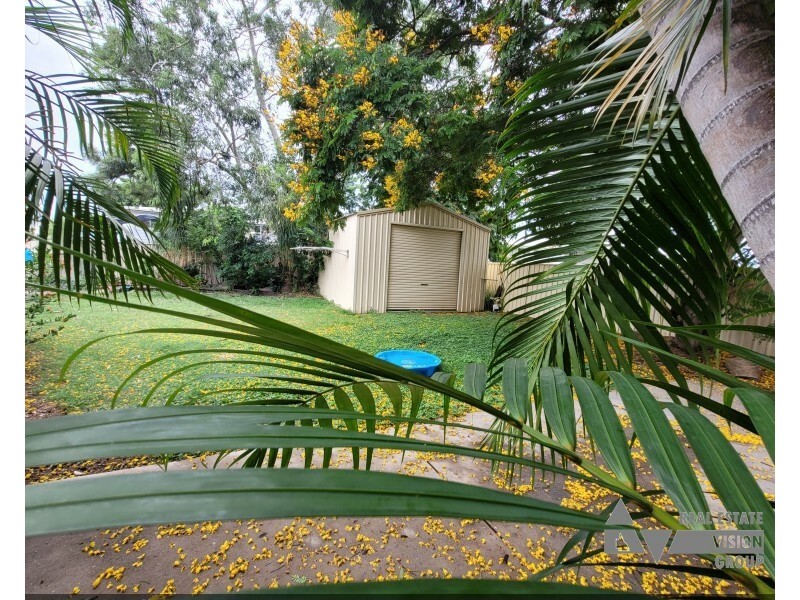 55 Stower Street, Blackwater QLD 4717