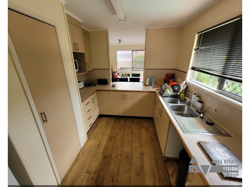 55 Stower Street, Blackwater QLD 4717