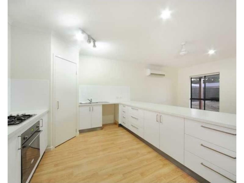 3 Waite Creek Ct, Cannonvale QLD 4802