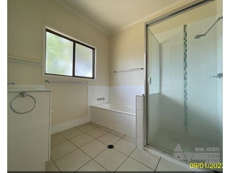 7 Manna St, Blackwater QLD 4717