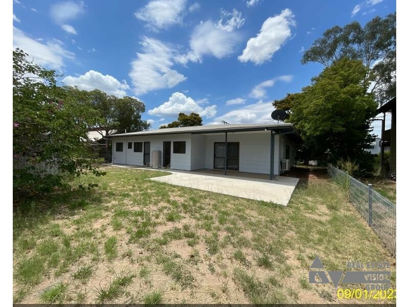 7 Manna St, Blackwater QLD 4717