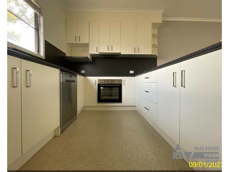 7 Manna St, Blackwater QLD 4717