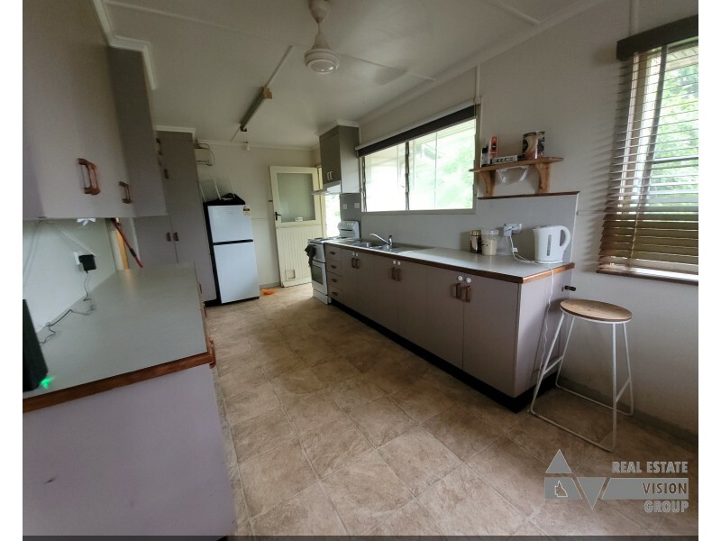 5 Fay St, Blackwater QLD 4717