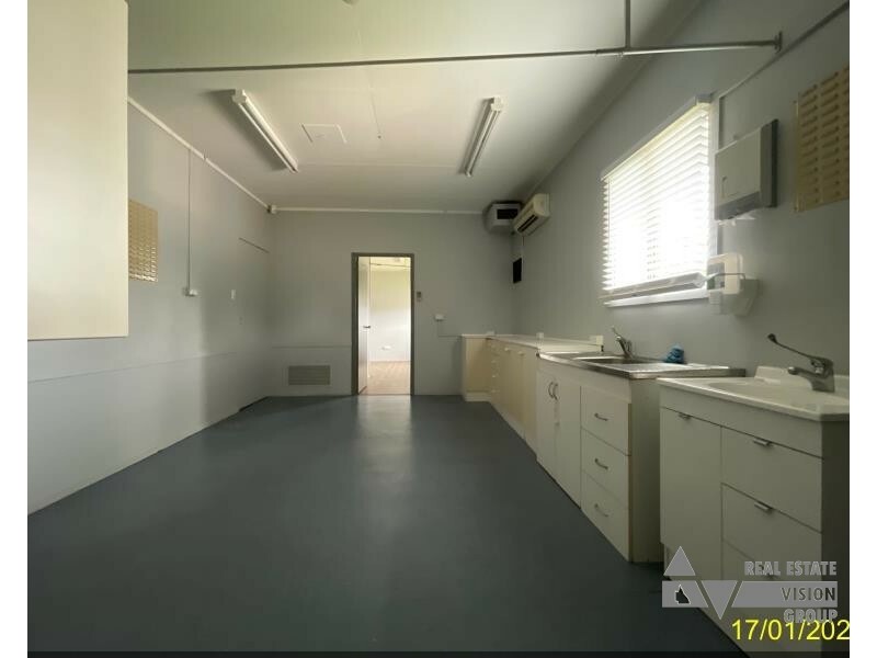 2 Seeman St, Blackwater QLD 4717