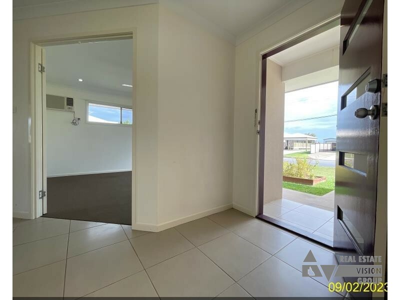 30 Manna St, Blackwater QLD 4717