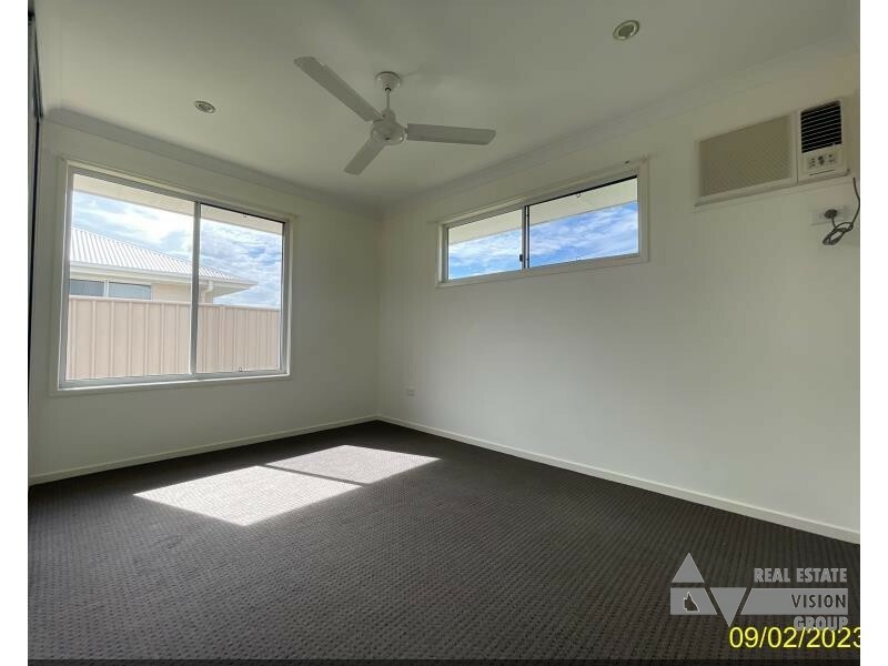 30 Manna St, Blackwater QLD 4717