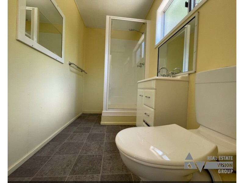 42 Stower Street, Blackwater QLD 4717