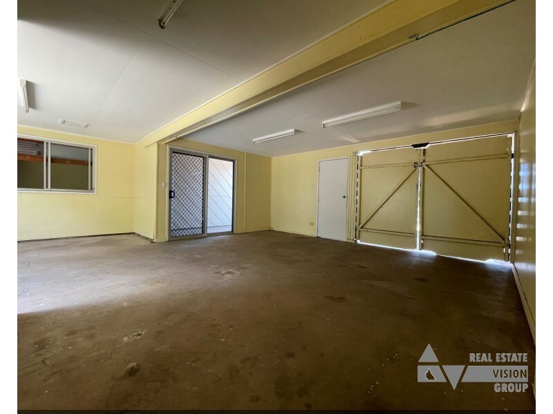 42 Stower Street, Blackwater QLD 4717