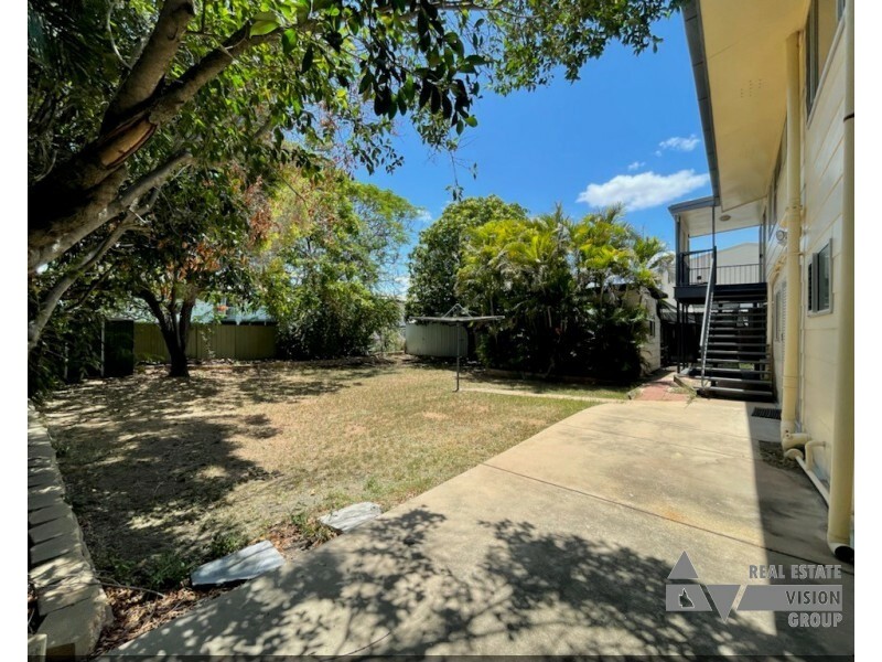 42 Stower Street, Blackwater QLD 4717