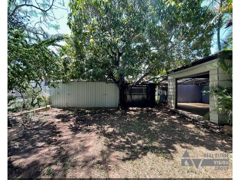 42 Stower Street, Blackwater QLD 4717