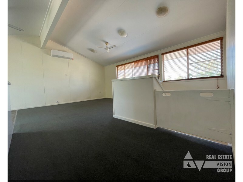 42 Stower Street, Blackwater QLD 4717