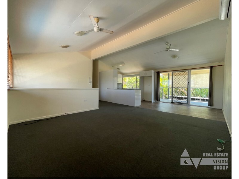 42 Stower Street, Blackwater QLD 4717