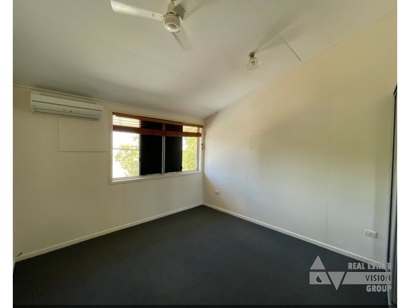 42 Stower Street, Blackwater QLD 4717