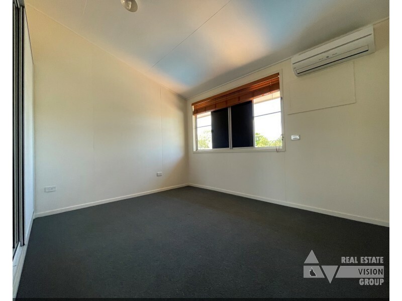 42 Stower Street, Blackwater QLD 4717