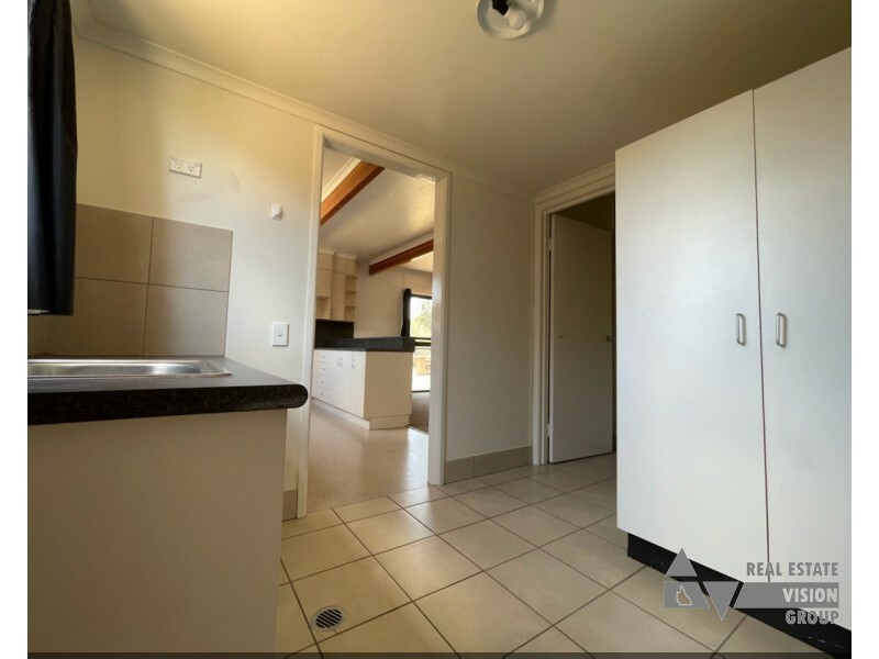 42 Stower Street, Blackwater QLD 4717