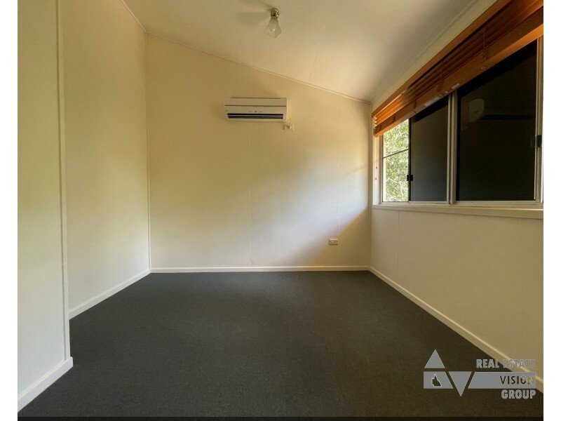 42 Stower Street, Blackwater QLD 4717