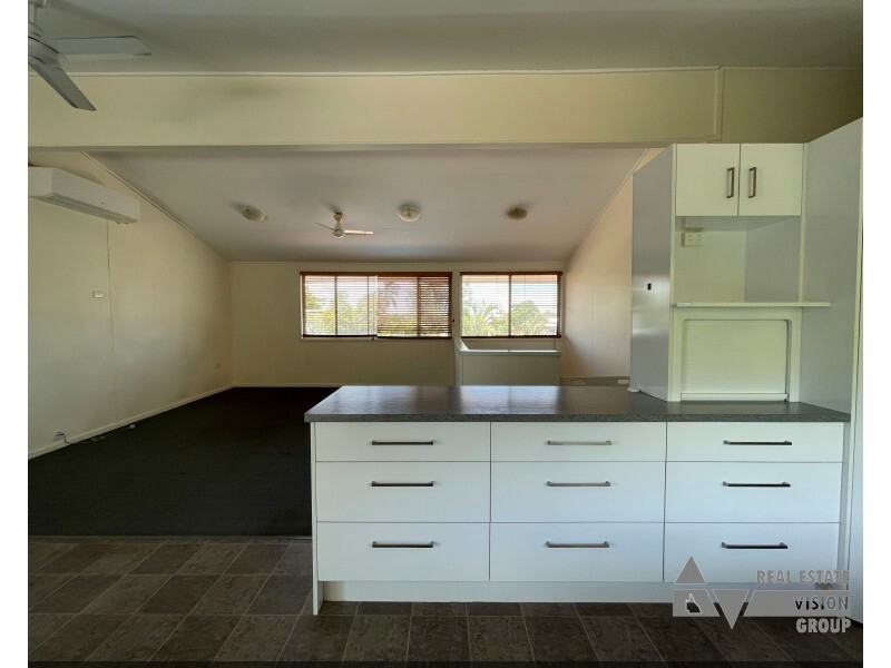 42 Stower Street, Blackwater QLD 4717