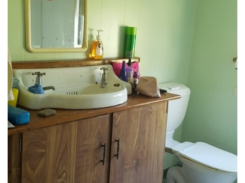 MC 3898, Rubyvale QLD 4702