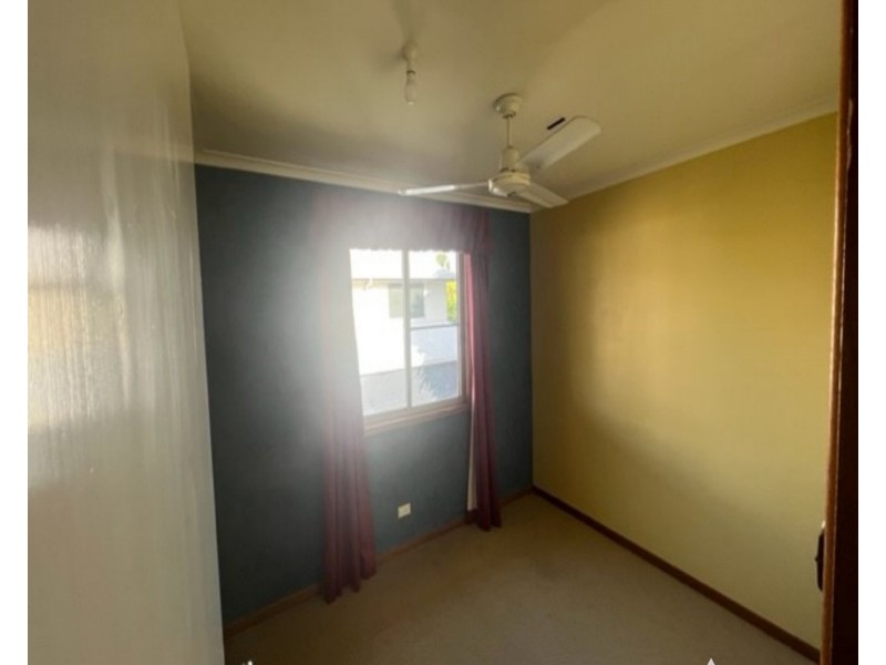 66 Moody St, Emerald QLD 4720