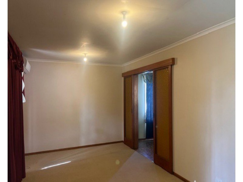 66 Moody St, Emerald QLD 4720