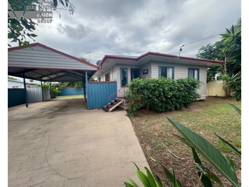24 Gray St, Emerald QLD 4720