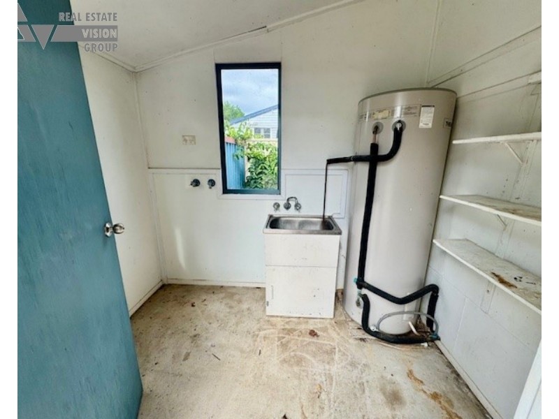 24 Gray St, Emerald QLD 4720