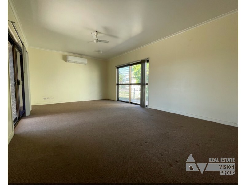 15 Walsh Ave, Blackwater QLD 4717