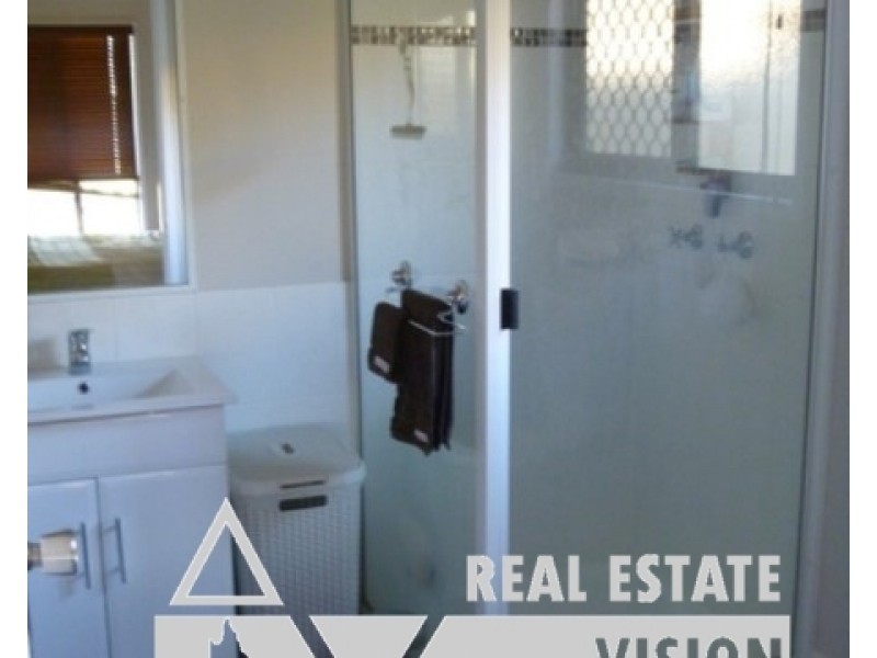 Unit 1/2 Baird St, Emerald QLD 4720