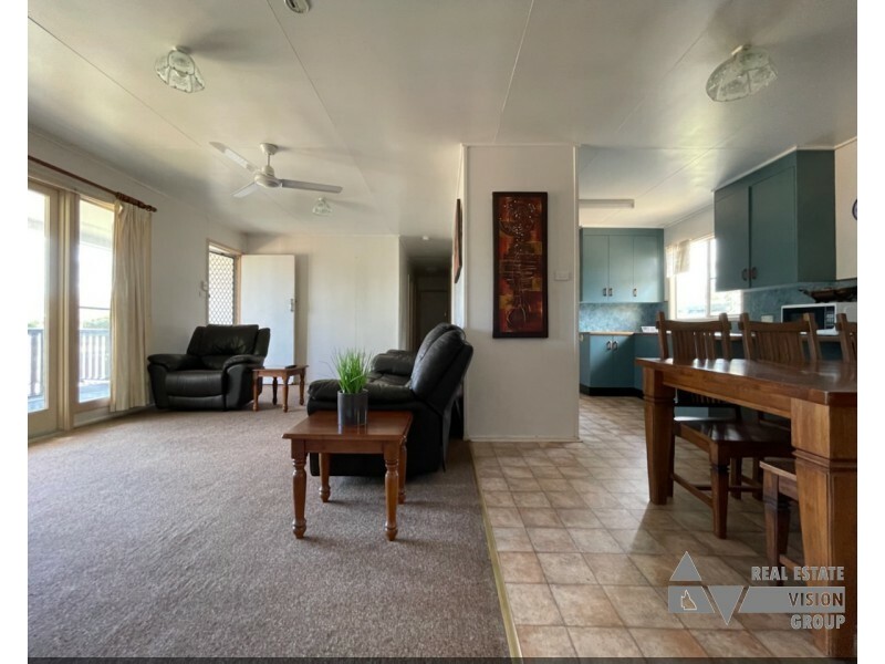 44 Littlefield St, Blackwater QLD 4717
