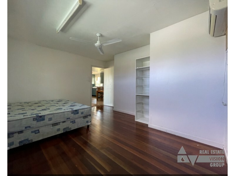 44 Littlefield St, Blackwater QLD 4717