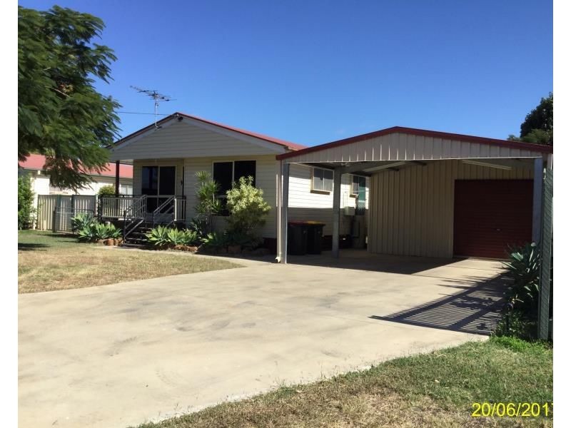 16 Long Street, Blackwater QLD 4717