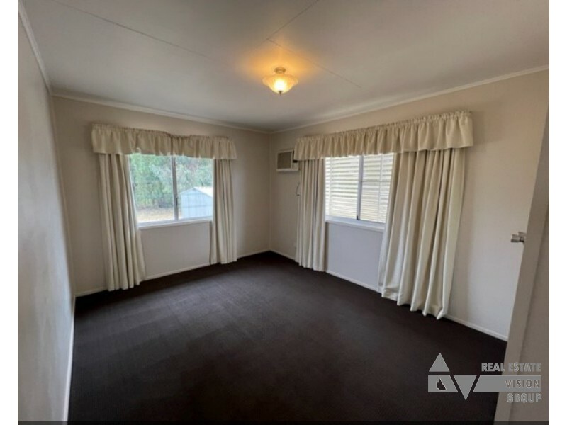 3 Eucalyptus St, Blackwater QLD 4717