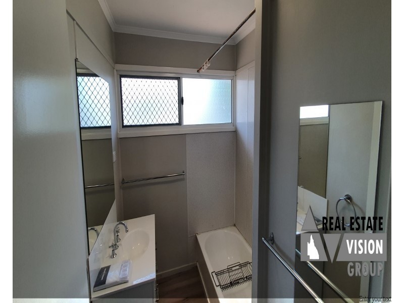 10 Yellowwood St, Blackwater QLD 4717