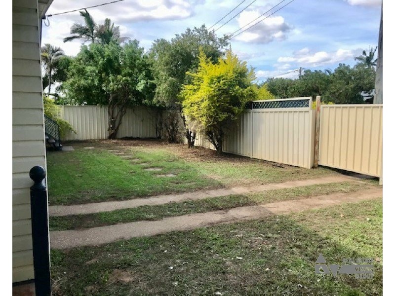 12 Old Airport Dr, Emerald QLD 4720