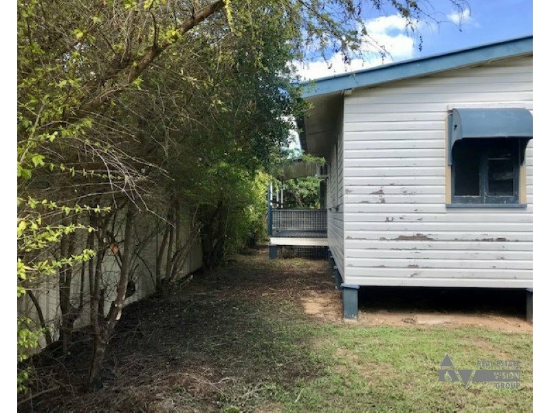 12 Old Airport Dr, Emerald QLD 4720
