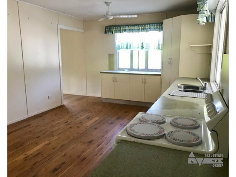 12 Old Airport Dr, Emerald QLD 4720