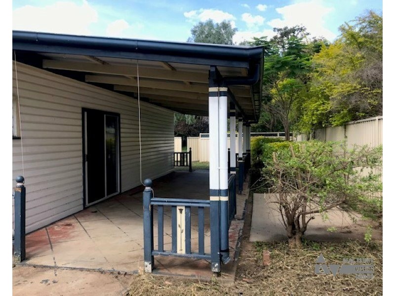 12 Old Airport Dr, Emerald QLD 4720