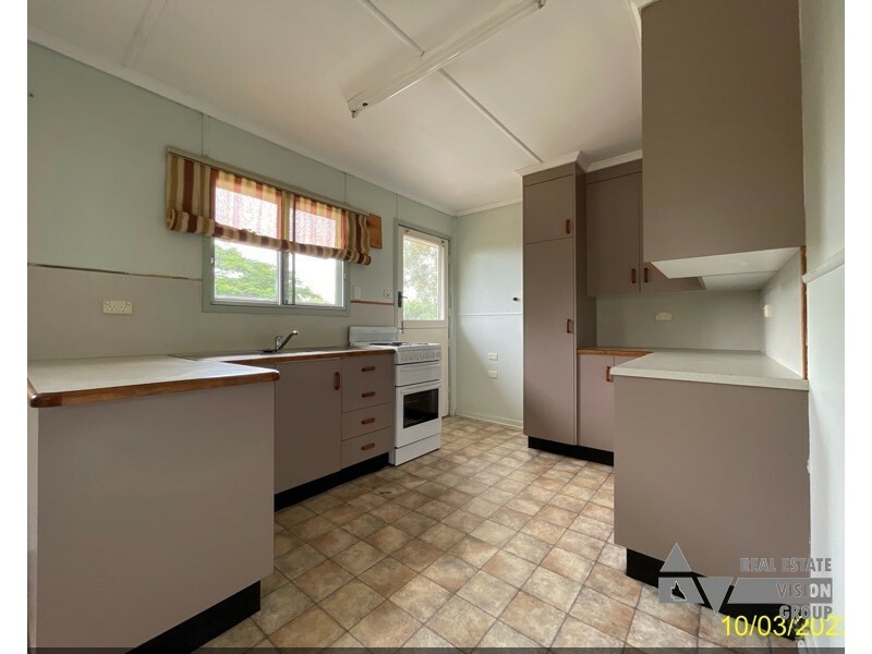 1 Talbot Street, Blackwater QLD 4717