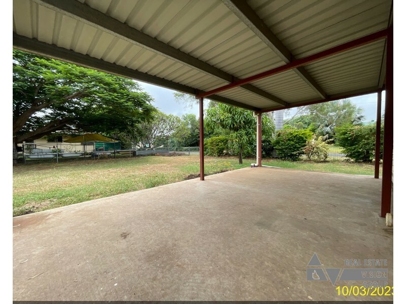 1 Talbot Street, Blackwater QLD 4717