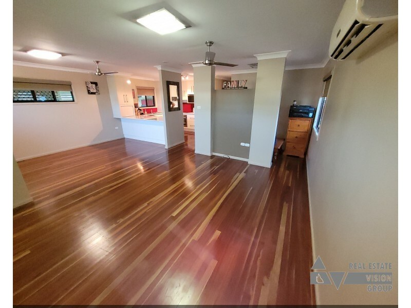 52 Littlefield St, Blackwater QLD 4717