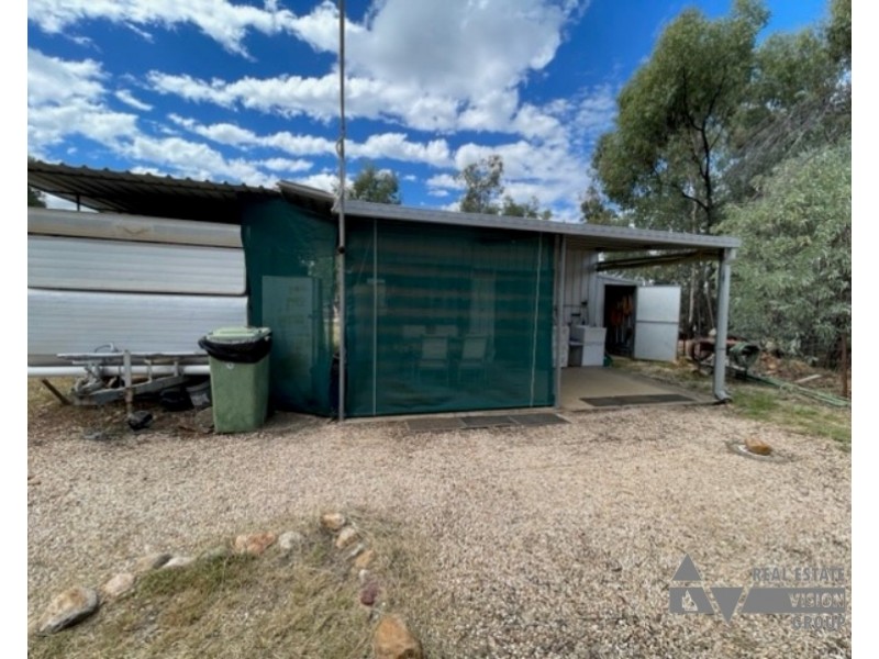 MC70705 Ruby Hill, Sapphire QLD 4702