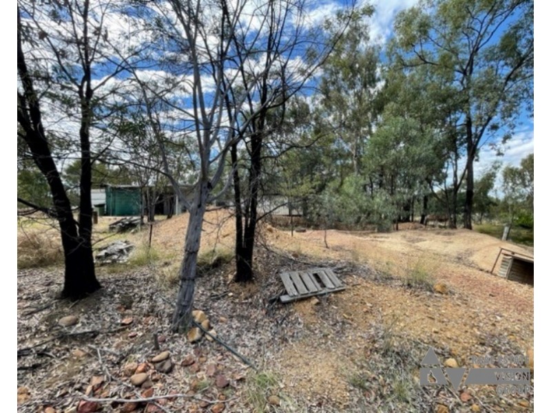 MC70705 Ruby Hill, Sapphire QLD 4702