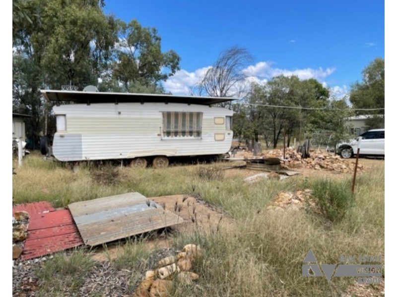 MC70705 Ruby Hill, Sapphire QLD 4702