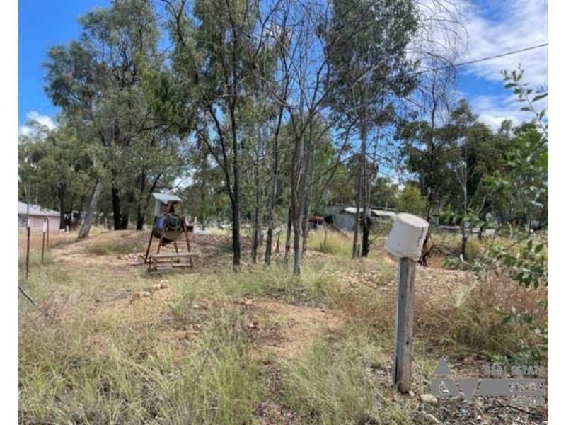 MC70705 Ruby Hill, Sapphire QLD 4702