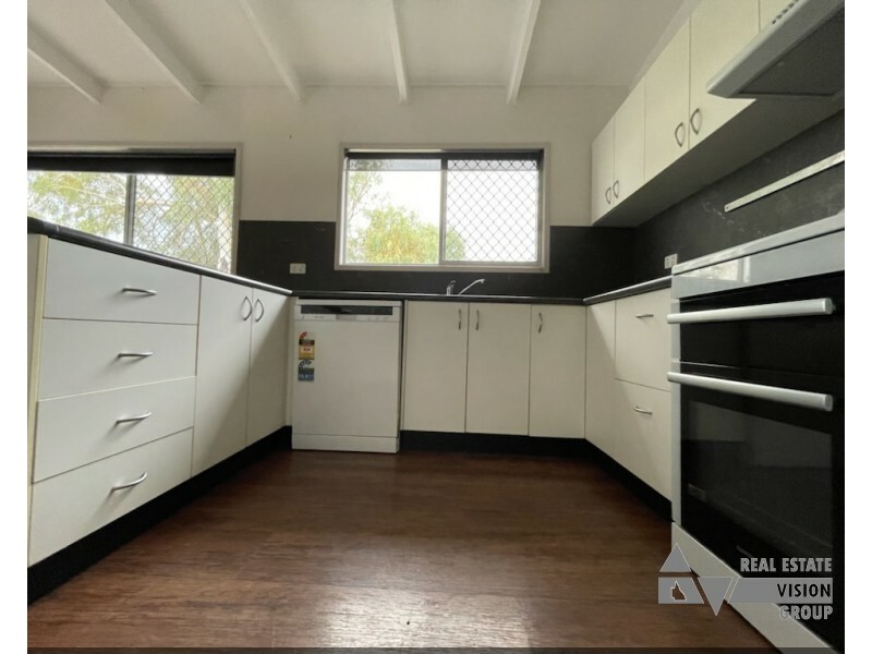 46 Rufus St, Blackwater QLD 4717